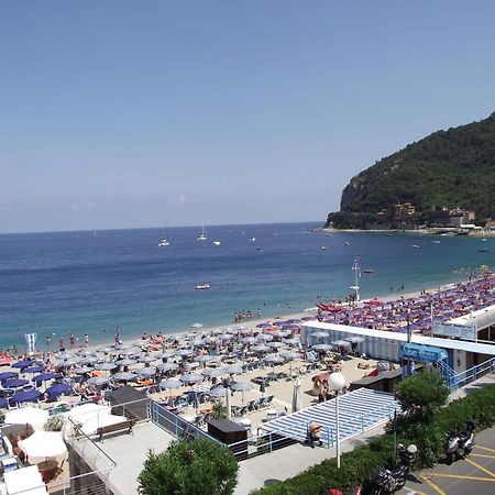 Hotel Monique Noli Εξωτερικό φωτογραφία