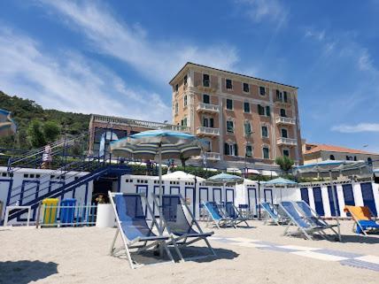 Hotel Monique Noli Εξωτερικό φωτογραφία